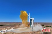梦见黑蛇我国首颗地球物理场探测业务卫星“张衡一号”02星成功发射